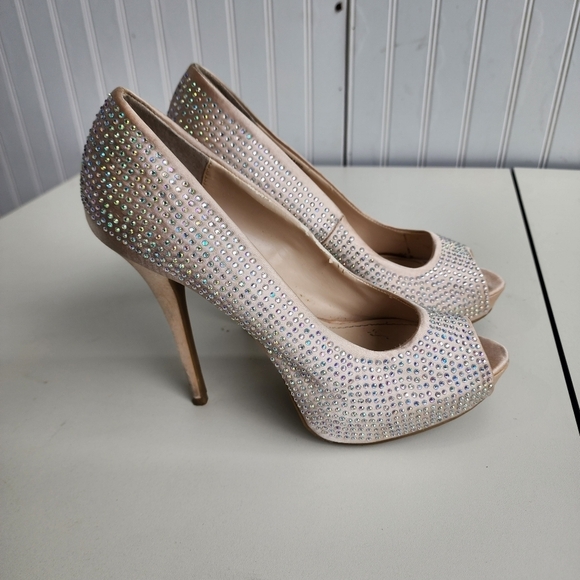 Jennifer Lopez Shoes - Jennifer Lopez Womens  Studded Blink Beige Ultra High Heels Gemmy Blush Beige